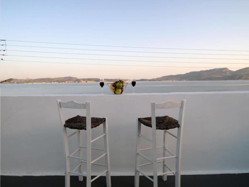 Hotel Adamas Luaran gambar